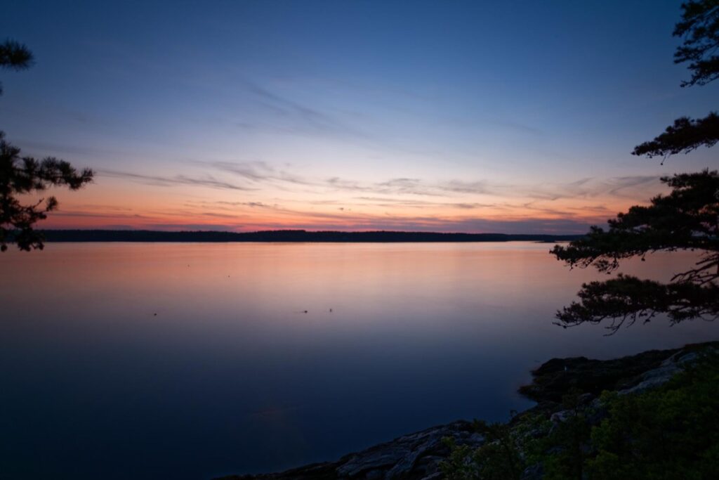 Warmia, z jej malowniczymi krajobrazami i rozwijającą się infrastrukturą, staje się coraz bardziej atrakcyjna dla inwestorów poszukujących miejsc na kapitałowe przedsięwzięcia